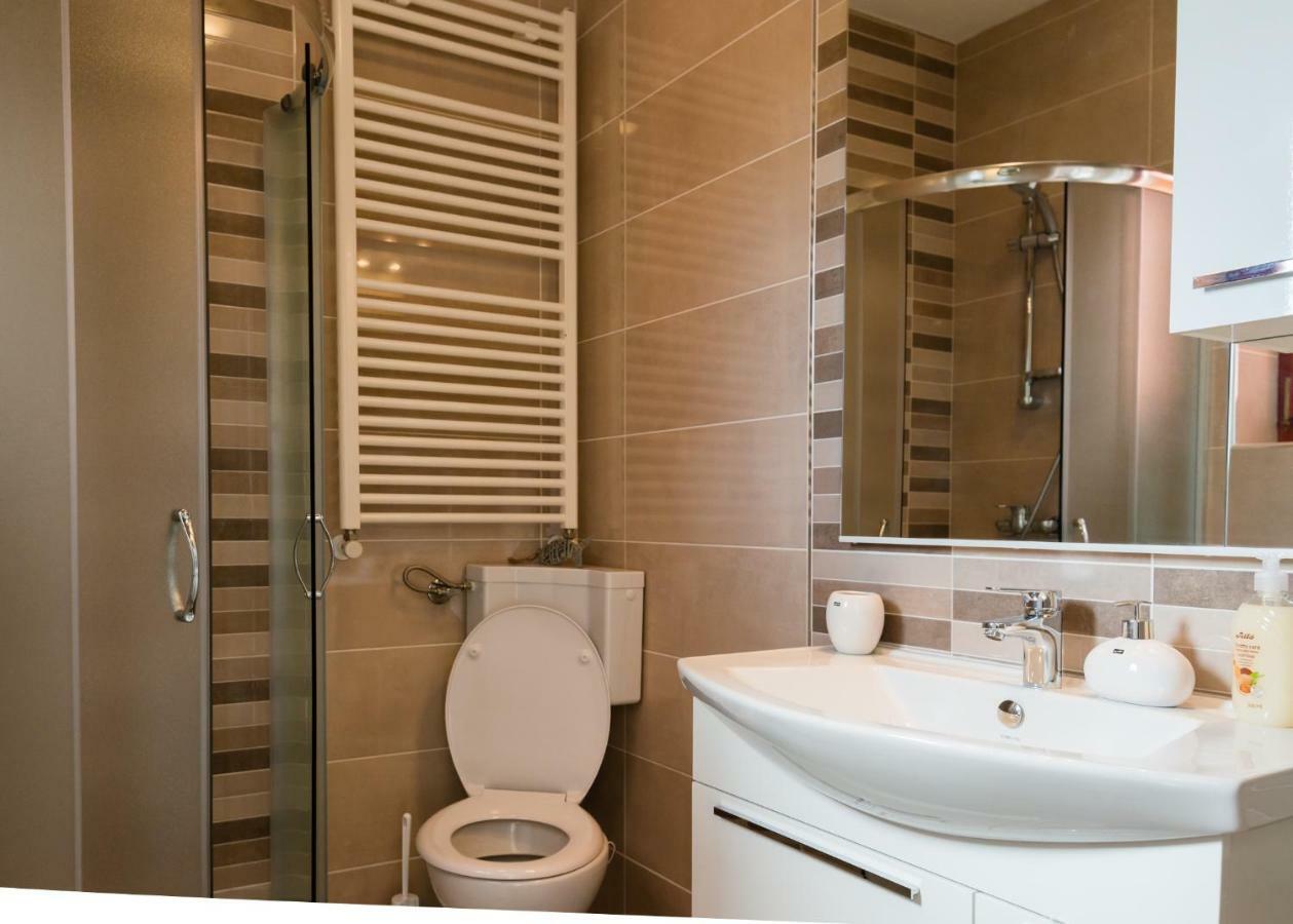Apartments Alma Црвени-Врх Экстерьер фото