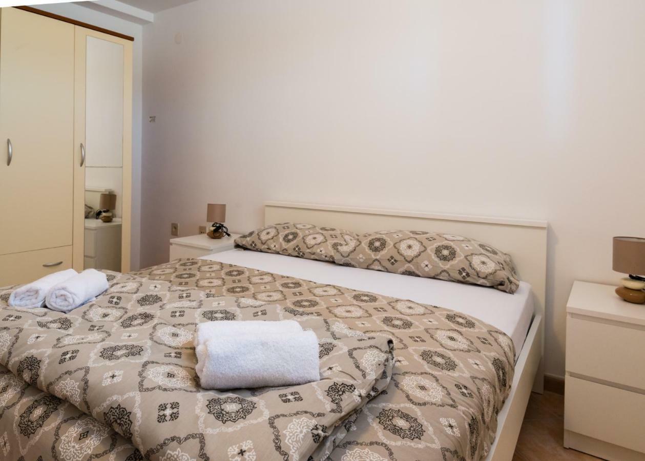 Apartments Alma Црвени-Врх Экстерьер фото